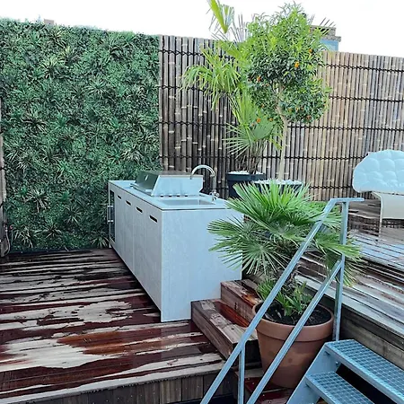 74 - Exceptional Retro Design Loft In The Heart Of דירה קנוקה-הייסט